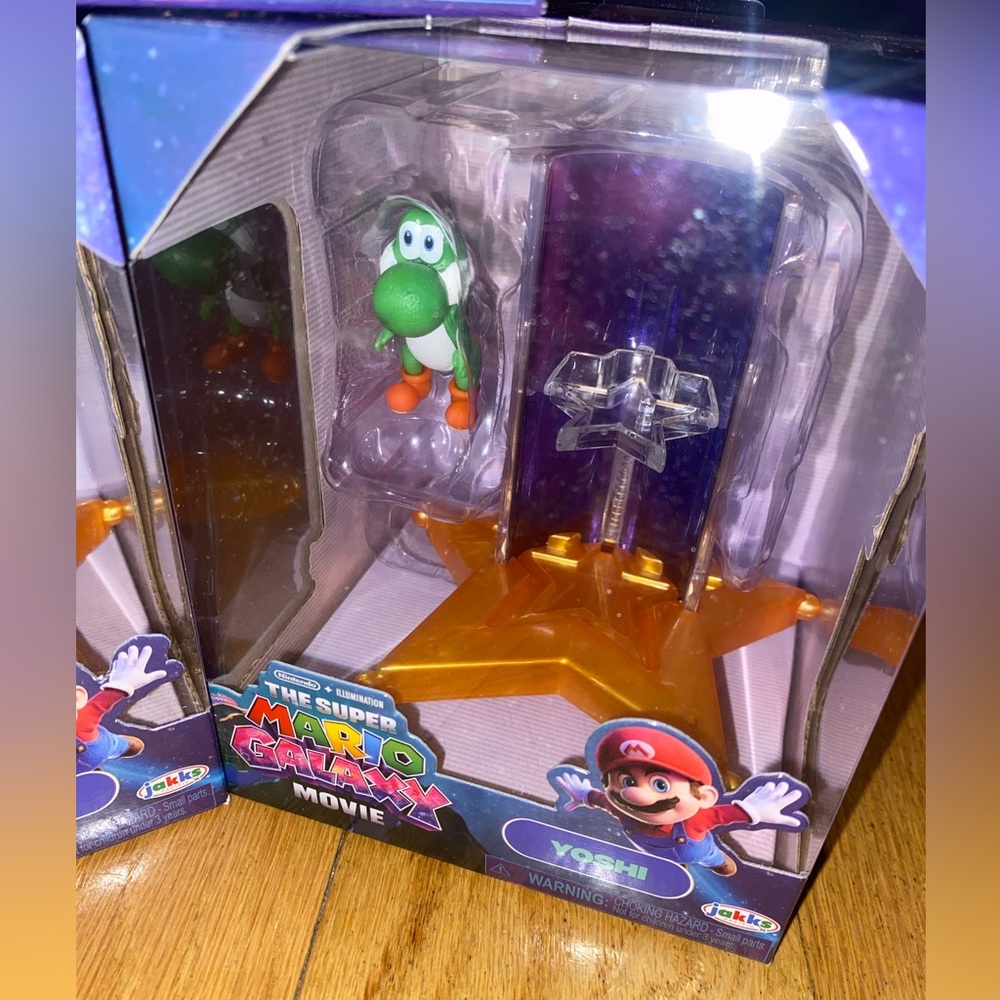 Super Mario Galaxy Movie–1.5” Figures w/Star Launcher Bundle Mario, Luigi, Yoshi - Picture 4 of 13